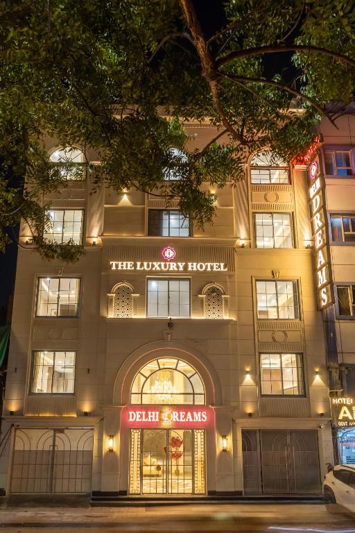 The Northern Place Main